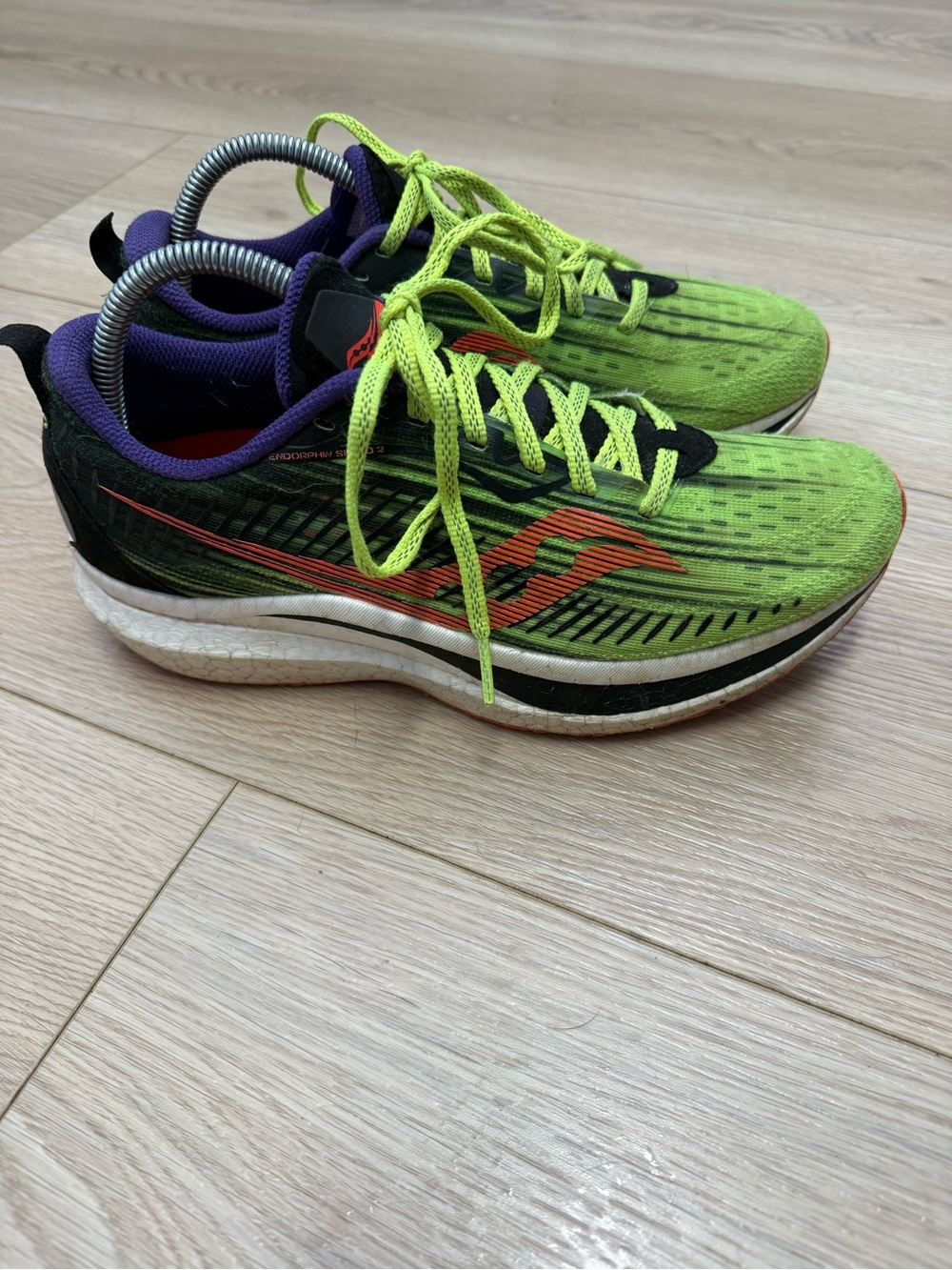 Saucony Endorphin Speed 2 Women’s Lime Green Running Shoes Orange Accents Size10
